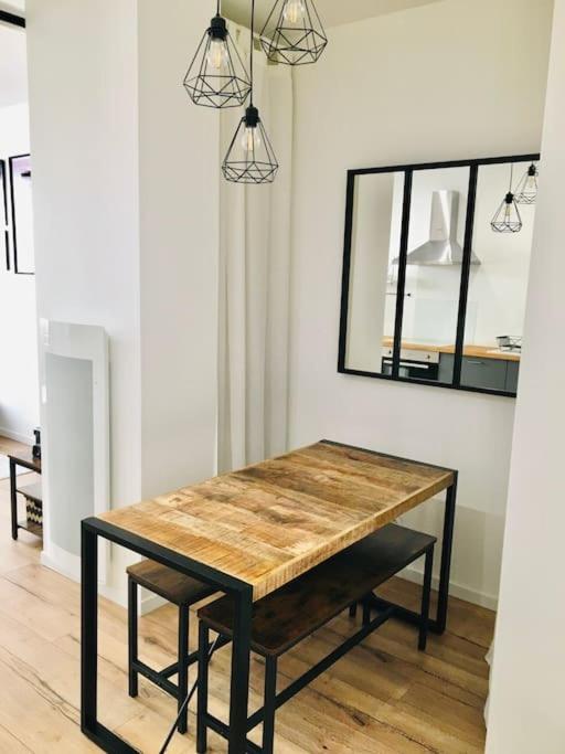Le Dupont, 2 & Parking Prive Apartment *